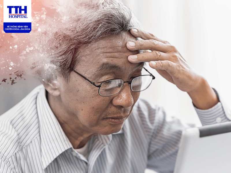 Bệnh Alzheimer là gì? Nguyên nhân, biến chứng và cách điều trị bệnh ngày nay